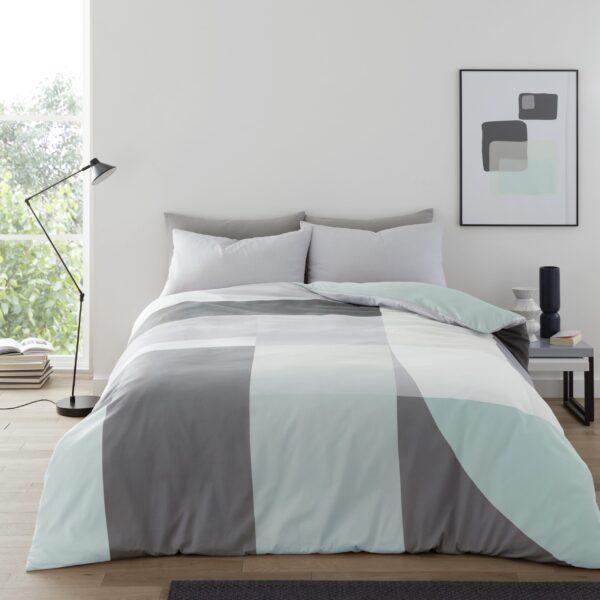 ABSTRACT BLOCKED DUVET SET - Image 3